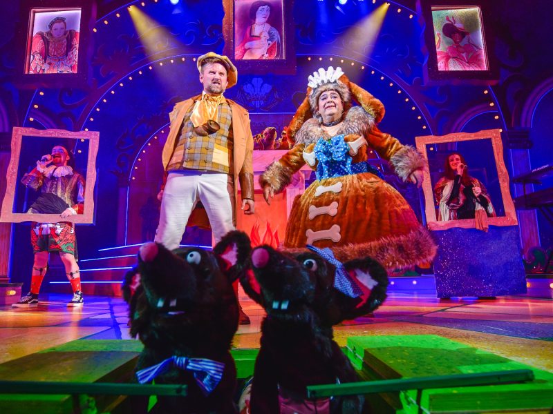 Beauty and the Beast panto at