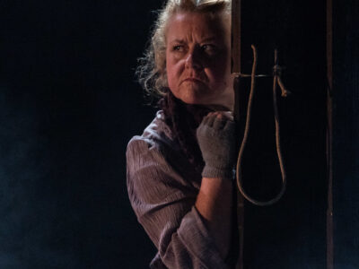 Wendi Peters in Sleepy Hollow, Theatr Clwyd, Mold, UK Tour 2022